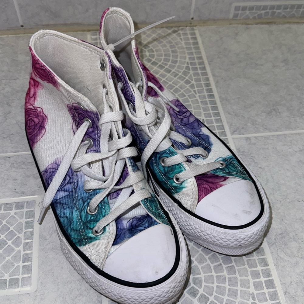 CONVERSE